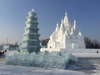 Кытайда муздан жасалган скульптуралардын фестивалы өтүүдө (фото)