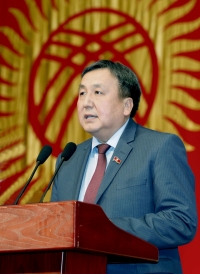 Асылбек Жээнбеков: &ldquo;Рыспай Абдыкадыровдун артында таберик калтырган көөнөргүс мурасы унутулбайт&rdquo;