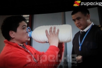 Бишкекте бай Гапар жана жөнөкөй Жапар жөнүндөгү &laquo;Сюрприз&raquo; тасмасынын жабык көрсөтүүсү өтүп жатат (фото)