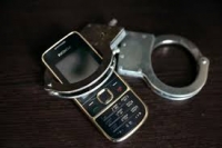 Бишкекте күч колдонуп жарандардын уюлдук телефонун жана акча каражаттарын тартып алгандар кармалышты