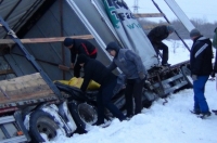 Орусияда кыргыз жеринен 22 тонна төө буурчак жүктөп бараткан жүк ташуучу унаа жол кырсыгына кабылды
