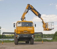 Санкт-Петербург шаарында унаанын көтөргүчү кулап, 3 кыргыз жараны жабыркады