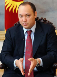 Өкмөт: "Максим Бакиевге каршы доо арызды артка кайтарып алуу - анын соттогу жеңиши эмес"