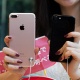 Кытайлык кыз жигиттеринен белекке алган iPhone 7 үлгүсүндөгү 20 смартфонун сатып, үй алды