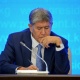 Президент Атамбаев Конституцияны өзү өзгөртүп жатканын мойнуна алды