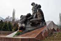 ЖЫЛНААМА, 8-НОЯБРЬ: 1938-жылы кыргыздын алгачкы интеллигенттери "совет өкмөтүнүн душмандары" деп атылышкан