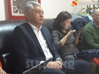 "Парламенттеги жаңы оппозиция мурдагыга караганда күчтүүрөөк" дейт Иса Өмүркулов