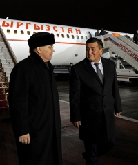 Сооронбай Жээнбеков Евразия өкмөт аралык кеңешинин жыйынына катышуу үчүн Москвага барды