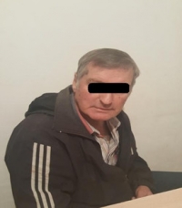Бишкекте таксистти бычактап, уюлдук телефонун алып кеткен жаран кармалды
