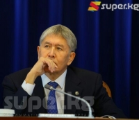 Президент сыйкырчы эместиги үчүн кайгырат