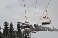 Караколдуктар чет өлкөлүк жарандар үчүн 5 күн ичинде каттоодон өтүү милдетин жоюуну талап кылышты