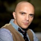 ЖЫЛНААМА, 26-ДЕКАБРЬ: "Непара" дуэтинин ырчысы, обончу Александр Шоуа 43 жашка толду