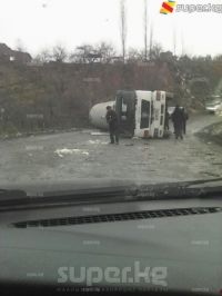 Ноокат районундагы оңдолбой жаткан көпүрөдө күн сайын кырсык катталууда