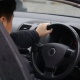 Катталбай калган оң рулдуу унааларды каттатууга жыл аягына чейин уруксат берүү чечими кабыл алынды