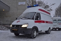 ЭЛДИК КАБАР: Москвада имарат чатырында кар тазалап жаткан кыргыз жараны кулап, ооруканага жеткирилди