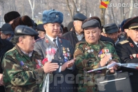 Ошто Ооганстандан советтик жоокерлердин чыгарылышынын 27 жылдыгына арналган аза күтүү болду (фоторепортаж)