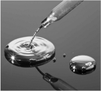 Бишкектин Пушкин менен Бейшеналиева көчөлөрүнүн кесилишиндеги аялдамага белгисиз адамдар сымап төгүп кетишти