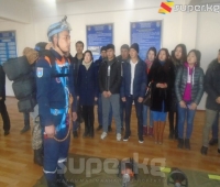 Куткаруучулар өспүрүмдөргө аскер тутумуна даярдоо багытында сабактарды өткөрүштү (фото)
