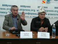 "Абдыкерим Гапаровдун иш бөлмөсүндө 1 сааттан ашык убакыт ызы-чуу болуп, ал кыйналып жатып көз жумган" дейт анын тууганы (фото)