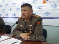 25-40 жашка чейинки аскер кызматын өтөбөгөн жарандарга 50 миң сом төлөп, бир айлык аскер кызматынан өтүү сунушталууда