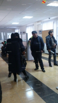 ЭЛДИК КАБАР: Москвадагы кыргыздар элчиликтин ишине нааразы