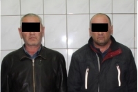 Баткен облусунда 3 миллион 672 миң сомго бааланган баңгизат менен эки адам кармалды (фото)