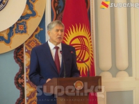 Алмазбек Атамбаев: "Эгер элчи уктай берсе, эки мамлекеттин ортосундагы мамилелердин өнүгүүсү болбойт"