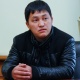 Бишкек мэри 9 жашар баланы иттен арачалап калган троллейбустун айдоочусун сыйлады