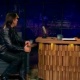 ЭЛДИК ВИДЕО: Шоумен Иван Ургант Александр Ревваны эфирде тамашага салып жатып кулап түштү