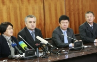 ЖЫЛНААМА, 8-АПРЕЛЬ: 6 жыл мурун Убактылуу өкмөт түзүлүп, анын төрайымы болуп Роза Отунбаева бекитилген