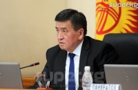 "Жакында республиканын ЕАЭБге мүчө болуп киргенине бир жыл болот, бирок фитосанитардык жана ветеринардык лабораторияларды куруу иши али баштала элек" деди өкмөт башчы