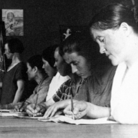 ЖЫЛНААМА, 11-МАЙ: Мындан 90 жыл мурун Фрунзе шаарында аялдардын тең укуктуулугун орнотуу үчүн кыймыл башталган