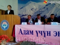 Өкмөттүн Жалал-Абад облусундагы ыйгарым укуктуу өкүлү Чаткал районунун эли менен жолугушту