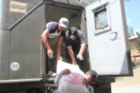 Кадамжай районунда селден жабыр тарткандарга гуманитардык жардамдар көрсөтүлүүдө