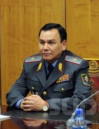 Жогорку Кеңеш Кашкар Жунушалиевдин ИИМдин башчысы болушуна макул болду