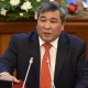 Депутат Момбеков Аскар Акаевдин мөөнөтүнөн узак иштеген чиновникти атады