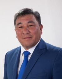 Депутат "өкмөт канынан мельдоний табылган кыргыз спортчусуна жардам бербей жатат" деп нааразы болду