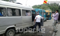 Бишкек шаарында өткөрүлүп жаткан рейдде 35 протокол толтурулуп, 5 кичи автобус айып аянтына токтотулду