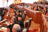 Парламент "Референдум жөнүндөгү" мыйзам долбоорунун концепциясын талкуулады