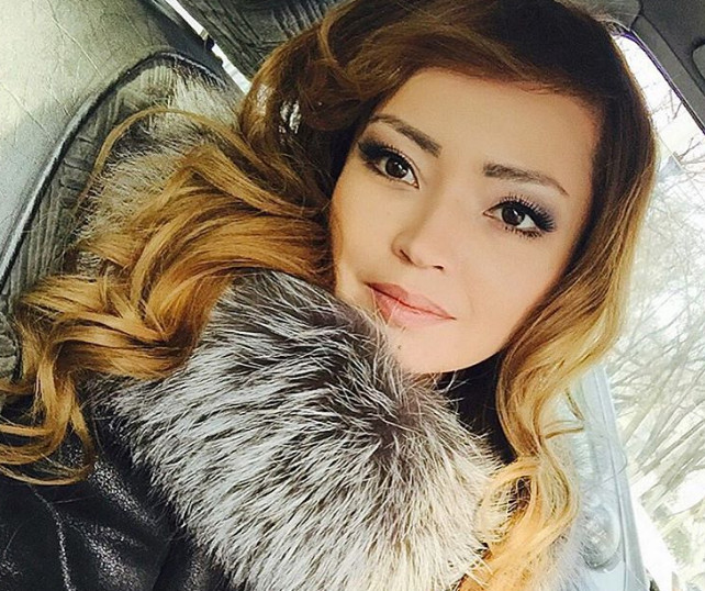 Айя Садырова