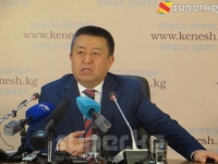 Чыныбай Турсунбеков: "Жогорку Кеңештин 9 айлык сессиясы көздү ачып жумганча аяктады"