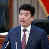 Министр Алтынбек Максүтовго сөгүш берилди