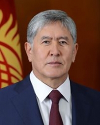 Президент Алмазбек Атамбаев "Азия MIX" командасын жеңиши менен куттуктады