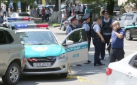 Алматыдагы атышууда жарадар болгон дагы бир полиция кызматкери каза тапты