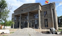 113 миллион сом сарпталып 8 жылдан бери бүтпөй келген Талас облустук драма театрынын курулушун бүткөрүү үчүн дагы 65 миллион сом керектелет