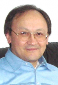Конституцияны өзгөртүүгө каршы топтун мүчөсү Нарын Айып: "Конституцияны өзгөртүүгө зарылдык жок"