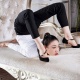 Кытайлык Лю Тэндин ийилчээктик жөндөмүн көрсөткөн сүрөттөр