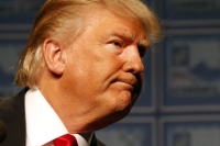 Президенттикке талапкер Дональд Трамп Барак Обаманы "Ислам мамлекети" тобун түптөгөн деп айыптады