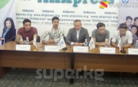 &ldquo;Азия MIX&rdquo; КВН командасы оюн жүрүп жатканда социалдык тармактарда калыстардын чечимине каршы &ldquo;петиция&rdquo; чыгарбоону суранды