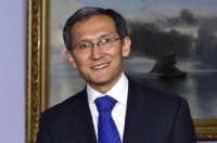 ЖЫЛНААМА, 18-АВГУСТ: Кыргыз мамлекетинин 21-премьер-министри Жоомарт Оторбаев 61 жашка толду